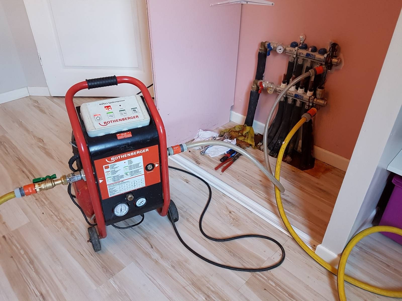 Çayırova Akse Vaillant Hermetik Şofben Kombi Bakımı